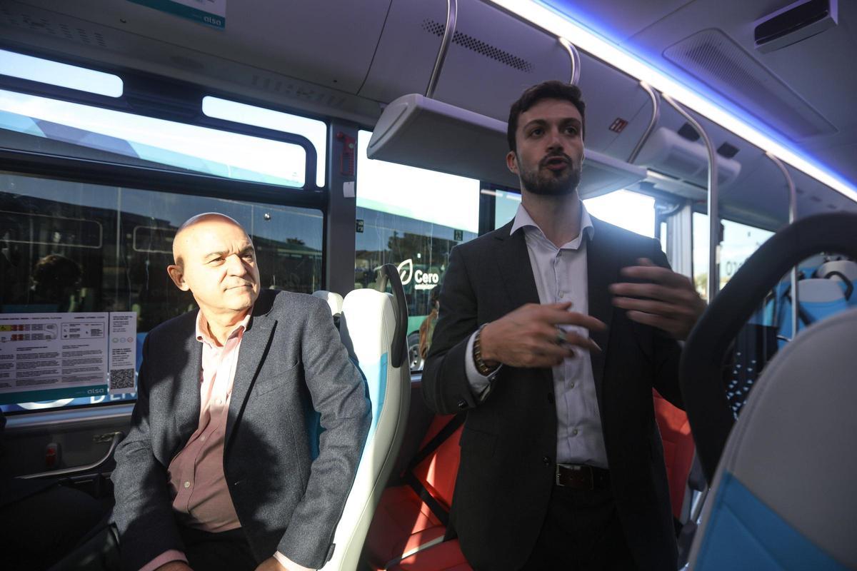 Todas las imágenes de la presentación de los nuevos autobuses de Ibiza Todas las imágenes de la presentación de los nuevos autobuses de Ibiza