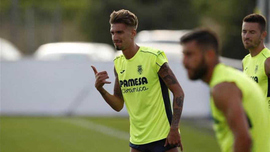 Castillejo: &quot;Intentaremos que el Valencia lo pase mal contra el Villarreal&quot;