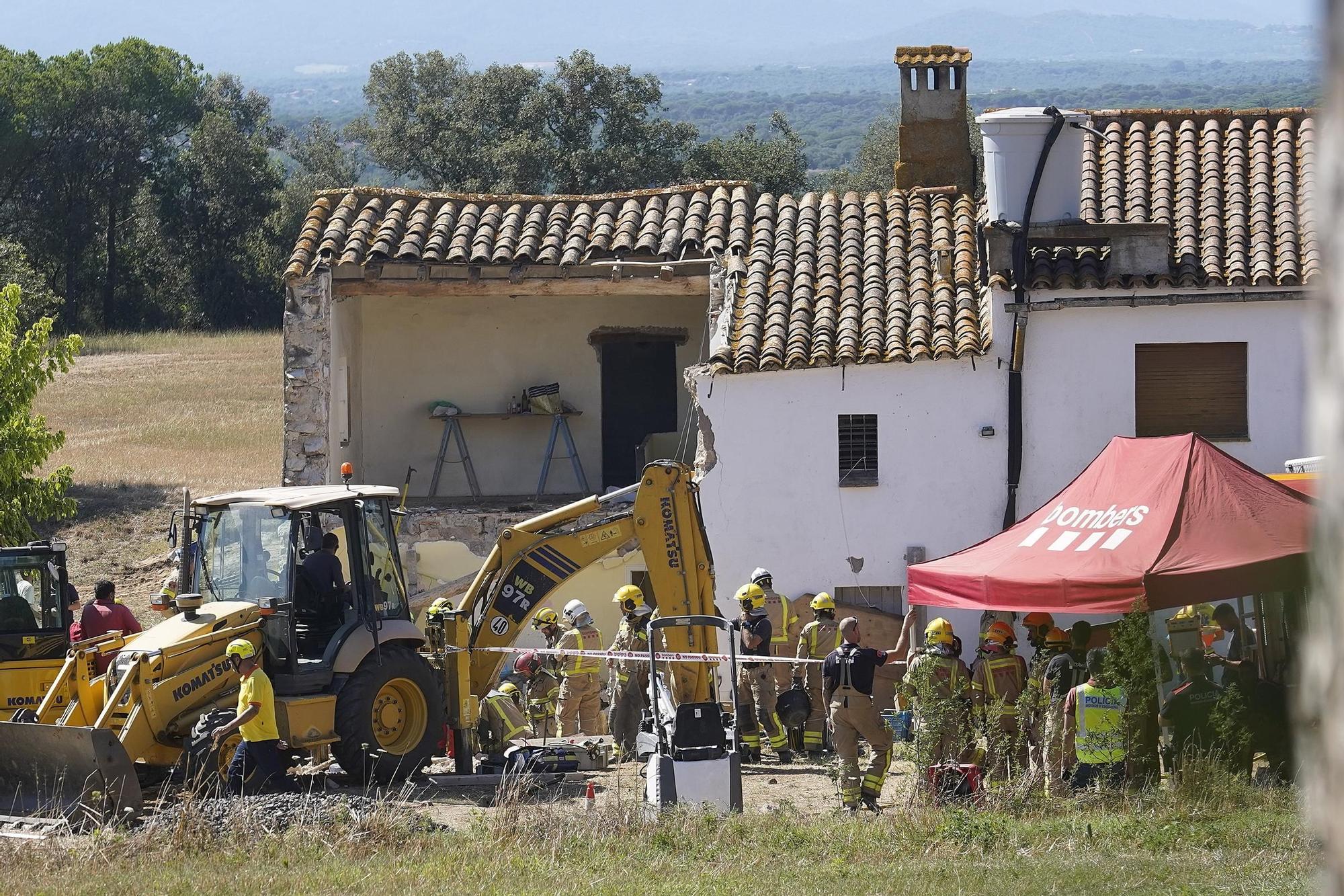 The moment of the worker's rescue in Caldes de Malavella