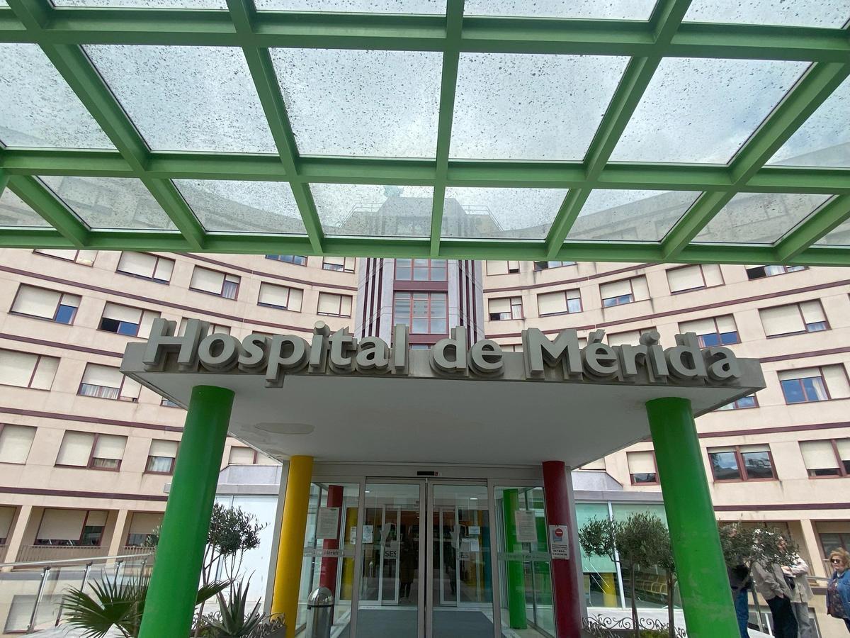 Mérida es el área sanitaria que recibe más reclamaciones a la Defensora de los Usuarios del SES.