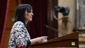 Junts denunciarà per delicte d’odi el vídeo generat per IA de Sílvia Orriols trepitjant el cadàver de Puigdemont