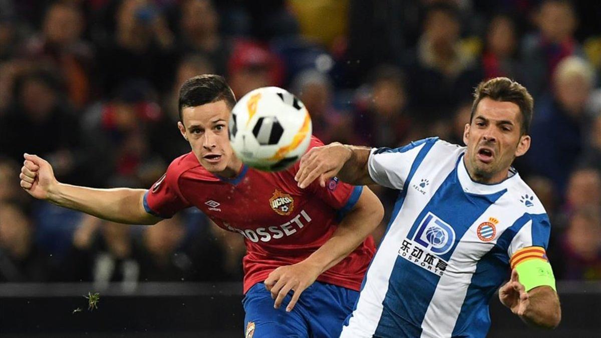 El Espanyol conquista Moscú por 0-2 con goles de Wu Lei y Campuzano