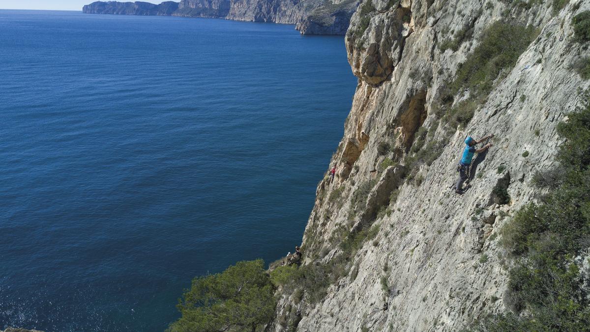 Un proyecto del Consell prohíbe la escalada en 200 puntos de la provincia de Alicante