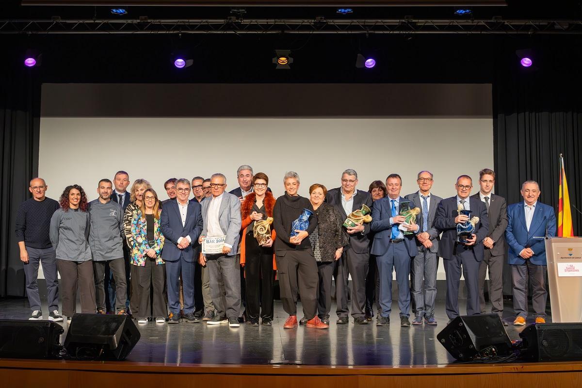 Els guardonats a la Nit del Turisme empordanès del 2025, celebrada a Llançà.
