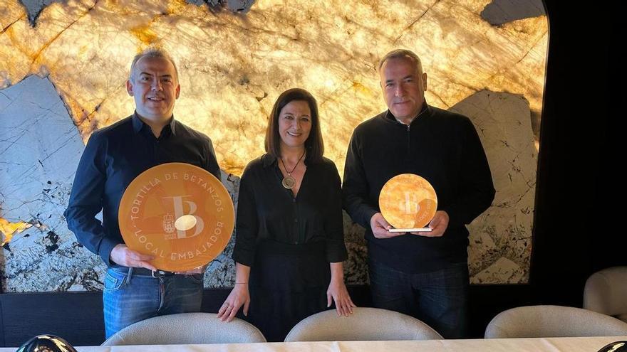 Xabier Fortes, embajador de la tortilla de Betanzos: «Es la mejor del mundo»