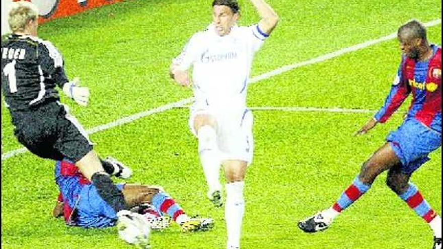 El remate de Touré Yaya que supuso el único gol, ayer, en el Camp Nou.