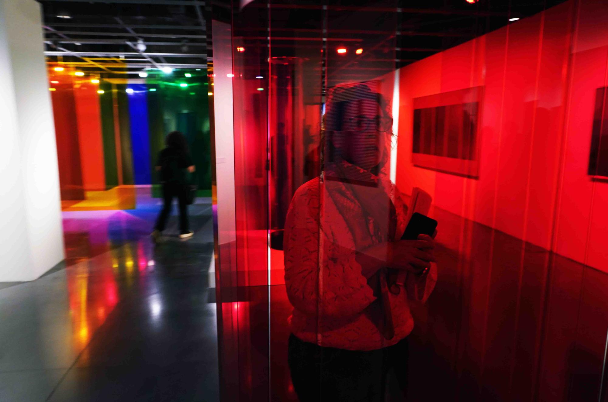 Exposición temporal 'Cruz-Diez. El color en movimiento', en el Centre Pompidou Málaga.