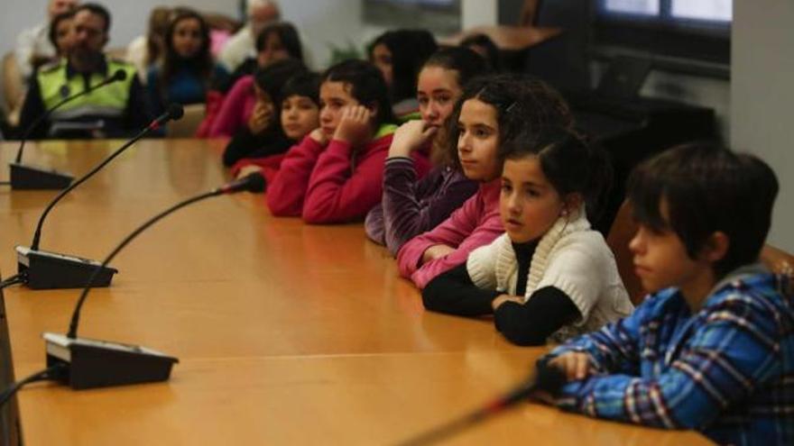 Reunión del Consejo Municipal de la Infancia y Adolescencia