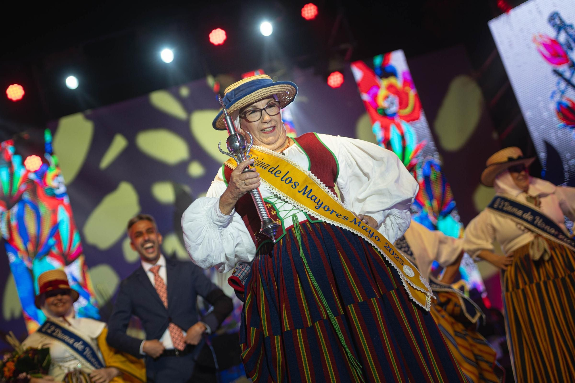Gala de elección de la primera reina de los mayores de las Fiestas de Mayo