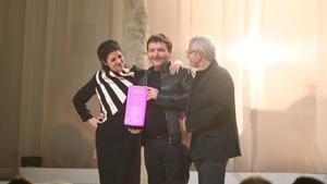 La primera Nit de les Lletres Catalanes corona el poeta balear Carles Rebassa