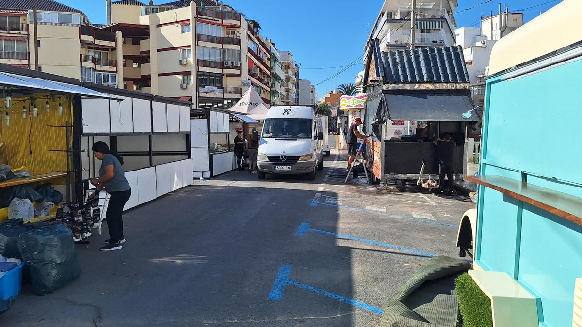 Montaje del Porrat en la vía Emilio Ortuño de Benidorm.