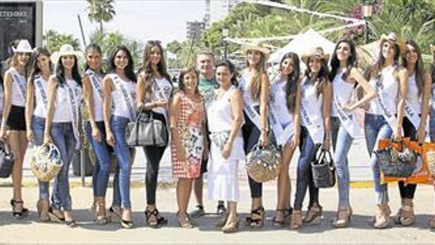 Las más bellas del país pujan por el título de Miss Mundo en Benicàssim