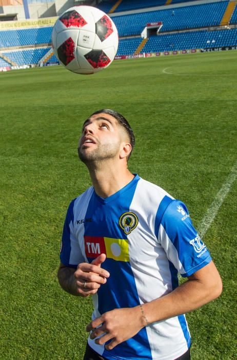 Presentación de Jona como nuevo jugador del Hércules CF