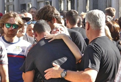 Moaña y el mundo del motor acompañan a Dani Rivas en su funeral