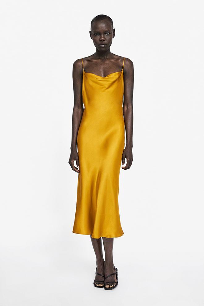 Vestido lencero amarillo de Zara