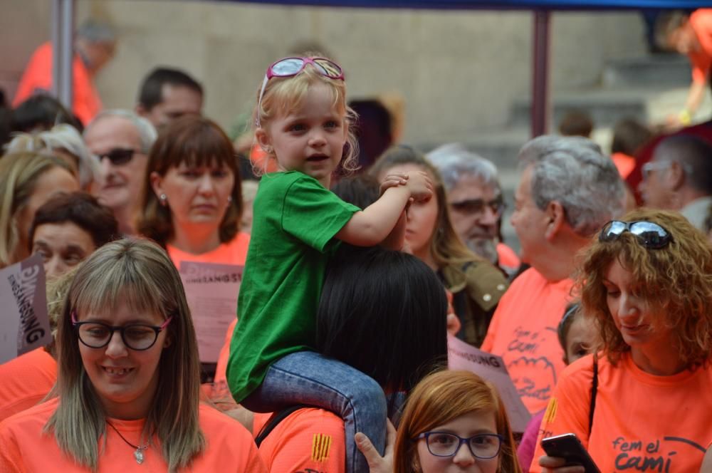 1.700 veus fan bategar la plaça de Sant Pere