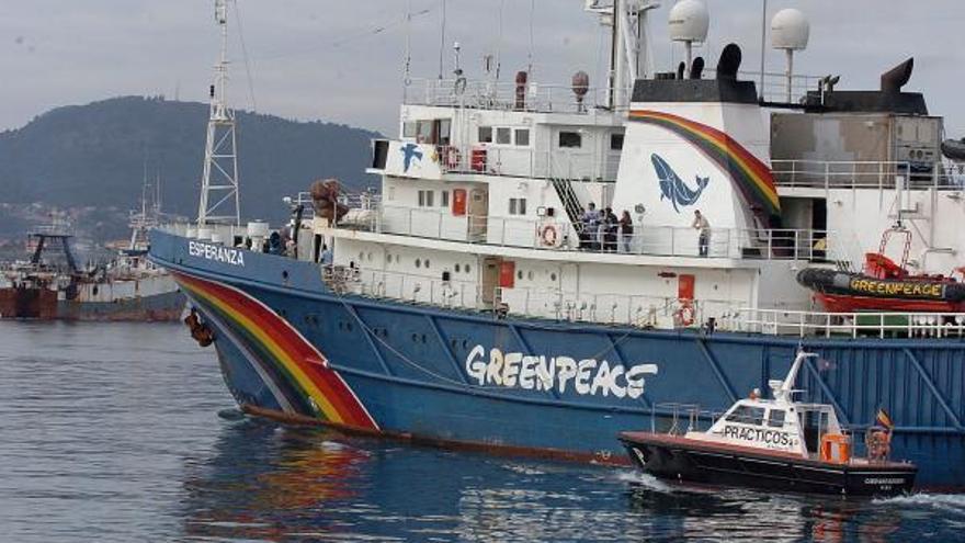 El barco &#039;Esperanza&#039; de Greenpeace.