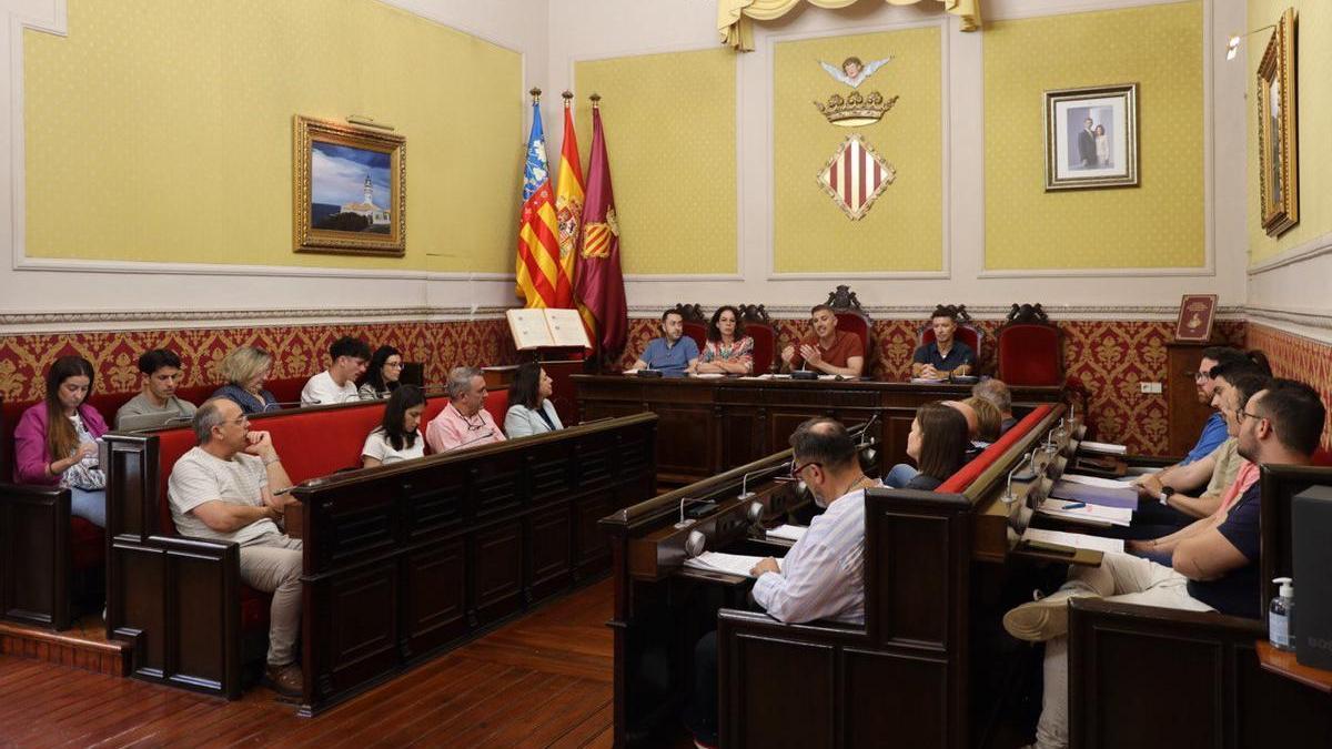 Una imagen del pleno extraordinario celebrado este miércoles en Cullera.