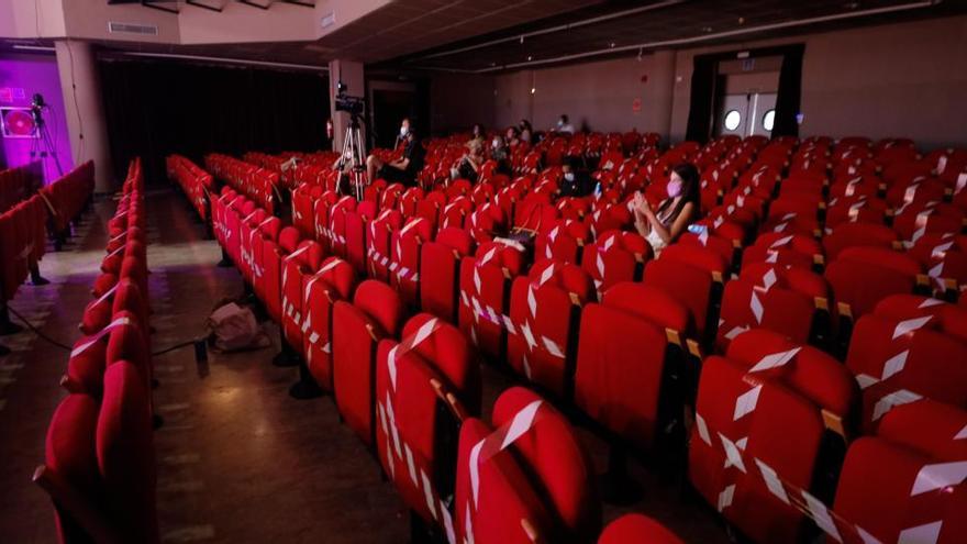 Platea de Can Ventosa.en un acto celebradoen septiembre.