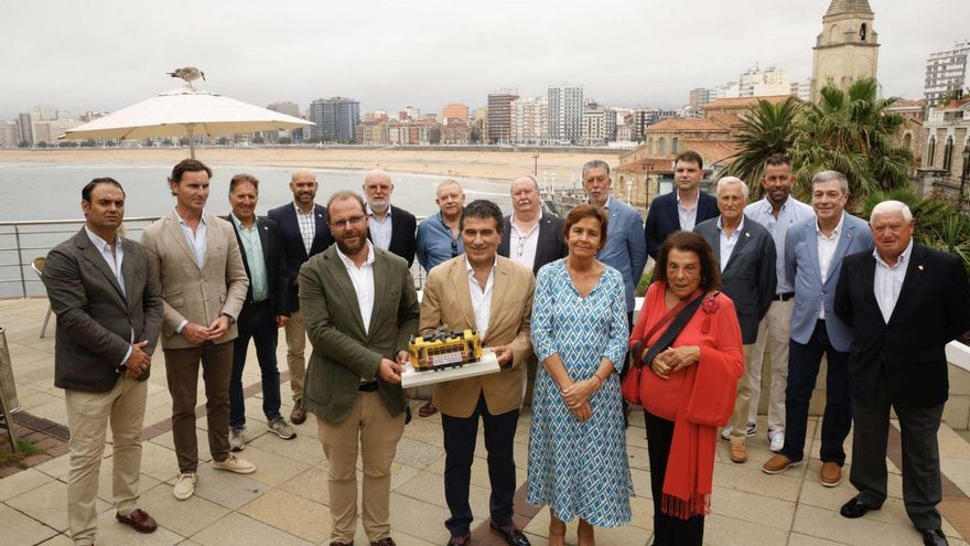 Ignacio Peláez, aquel niño con &quot;suerte&quot; al que hechizó la tauromaquia, recibe el Tranvía de Oro