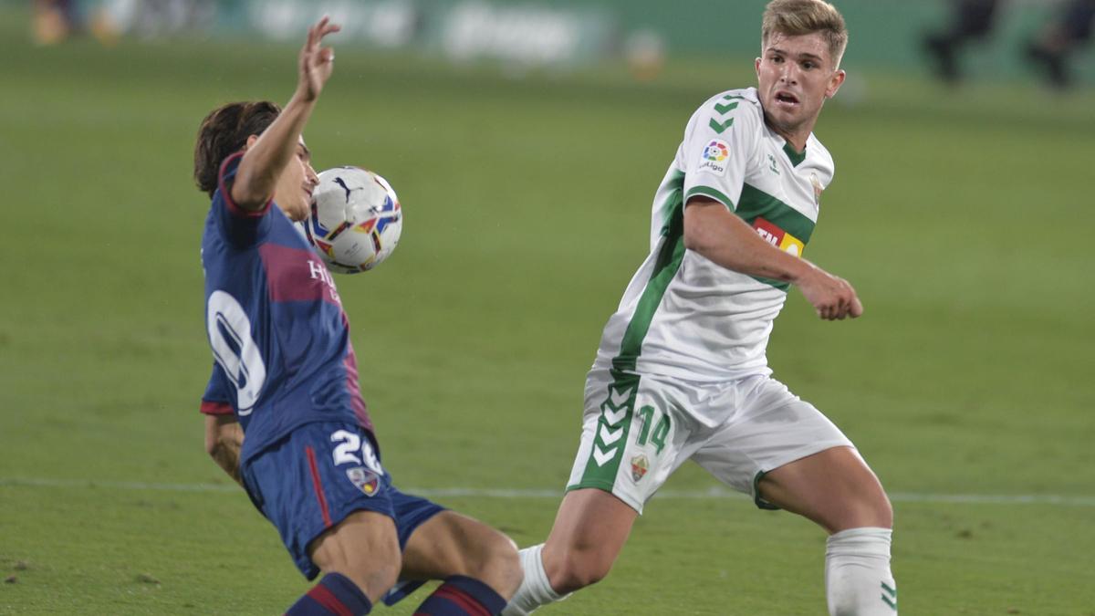 Elche - Huesca, las imágenes del partido