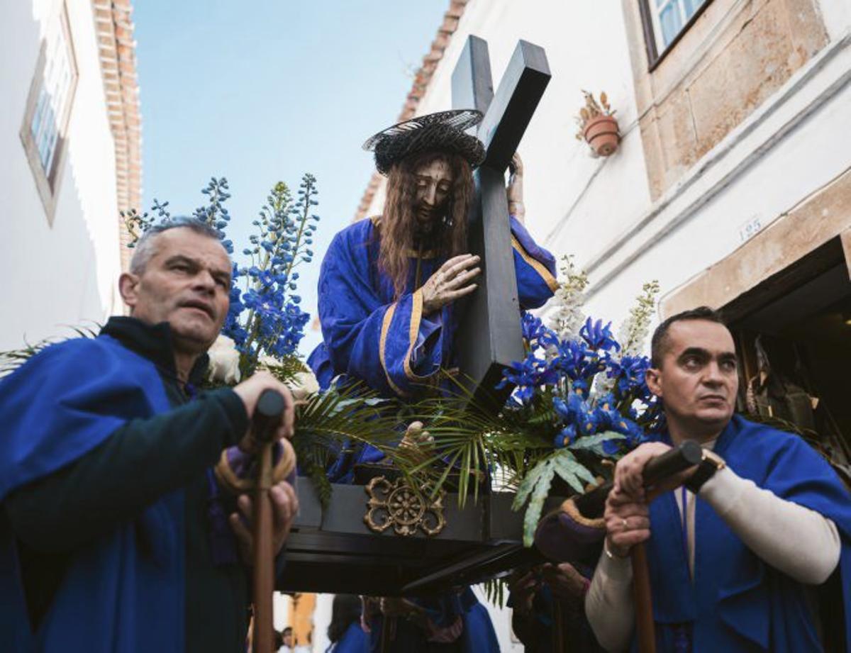 Las procesiones, de las más antiguas del país.