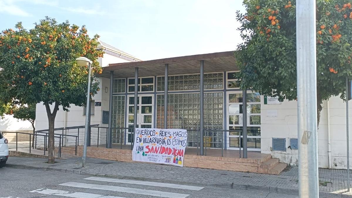 Entrada al consultorio de Villarrubia.