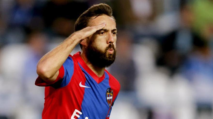 El Eibar aprieta por Morales