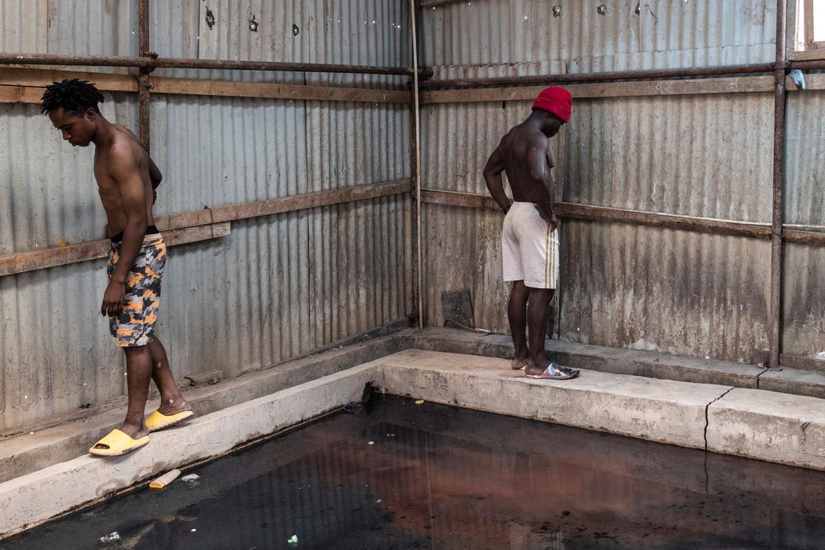 Estos son los trabajadores que construyen la nueva ciudad de Diamniadio (Senegal)