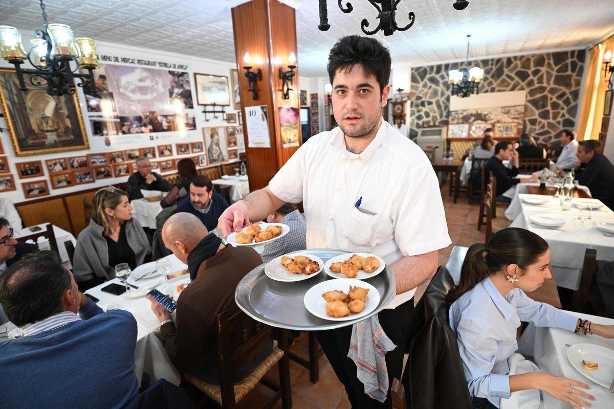 Tradición, cariño y sabor durante la jornada de Menjars de la Terra en el restaurante La Estrella de África de Crevillent