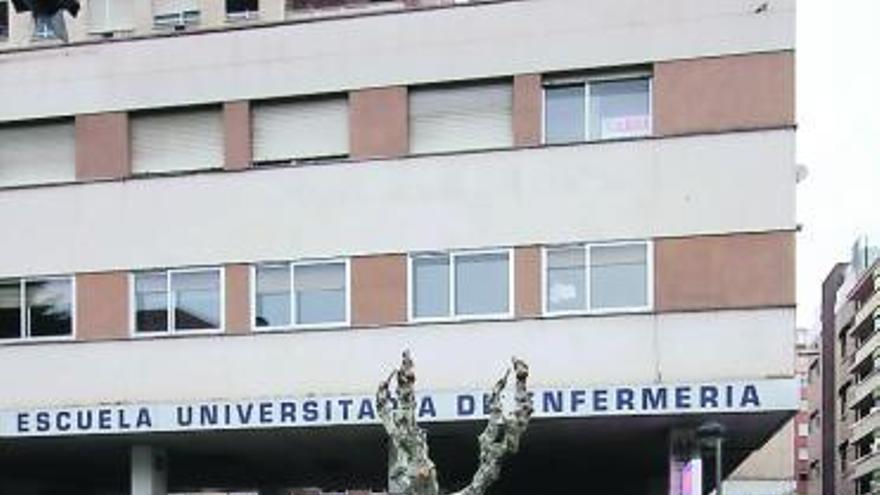 La avenida de Requejo, donde estudian los universitarios de Enfermería.