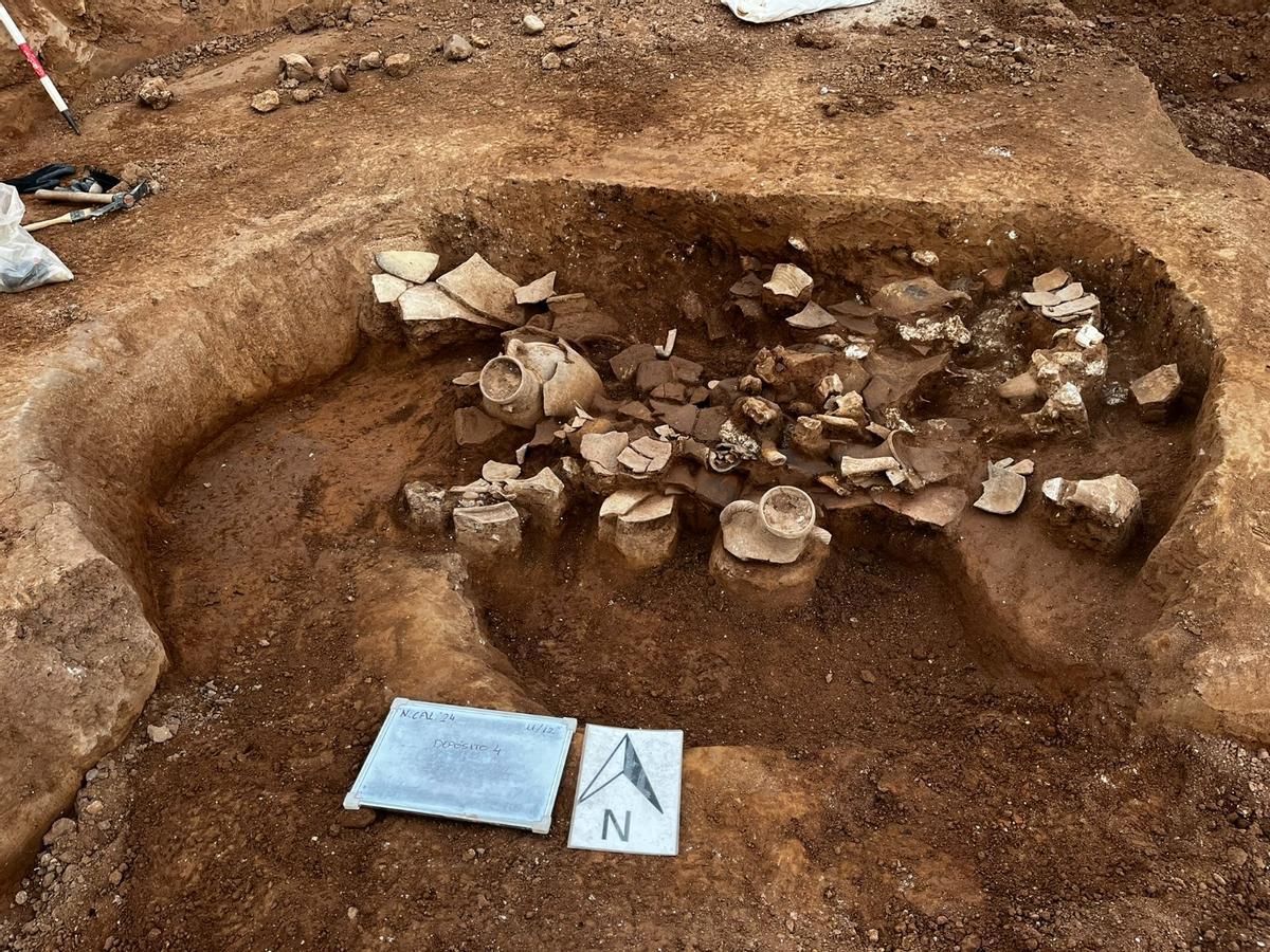 Algunos de los materiales hallados.