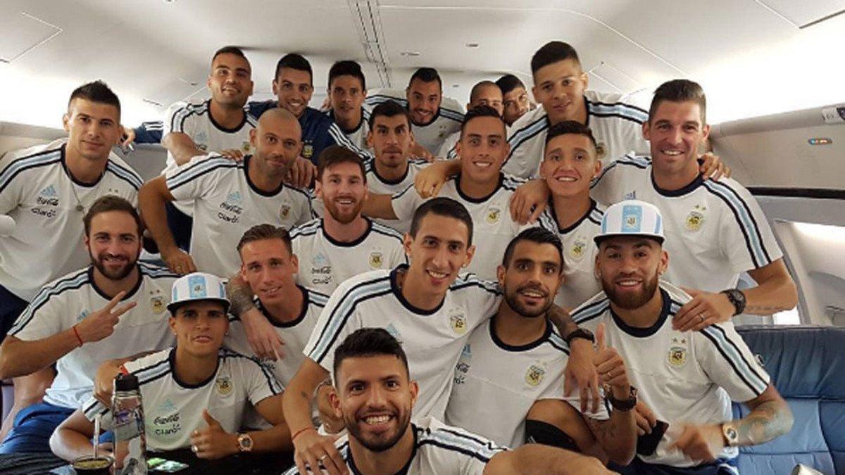 La selección argentina se negó a subir al avión siniestrado