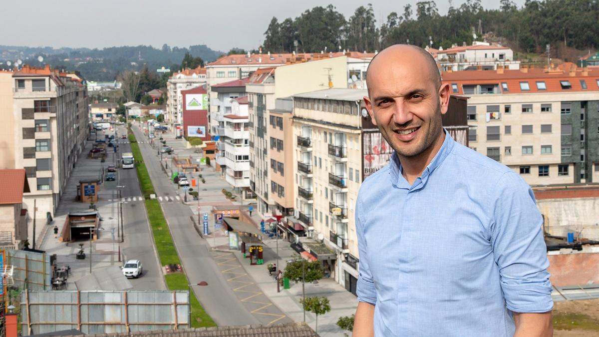 Alejandro Lorenzo, ante la Avenida de Galicia. // Eurorrexión