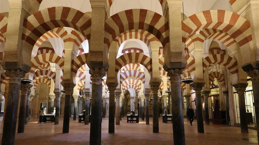 La Mezquita-Catedral es &quot;sin duda&quot; de la Iglesia Católica, según un estudio jurídico