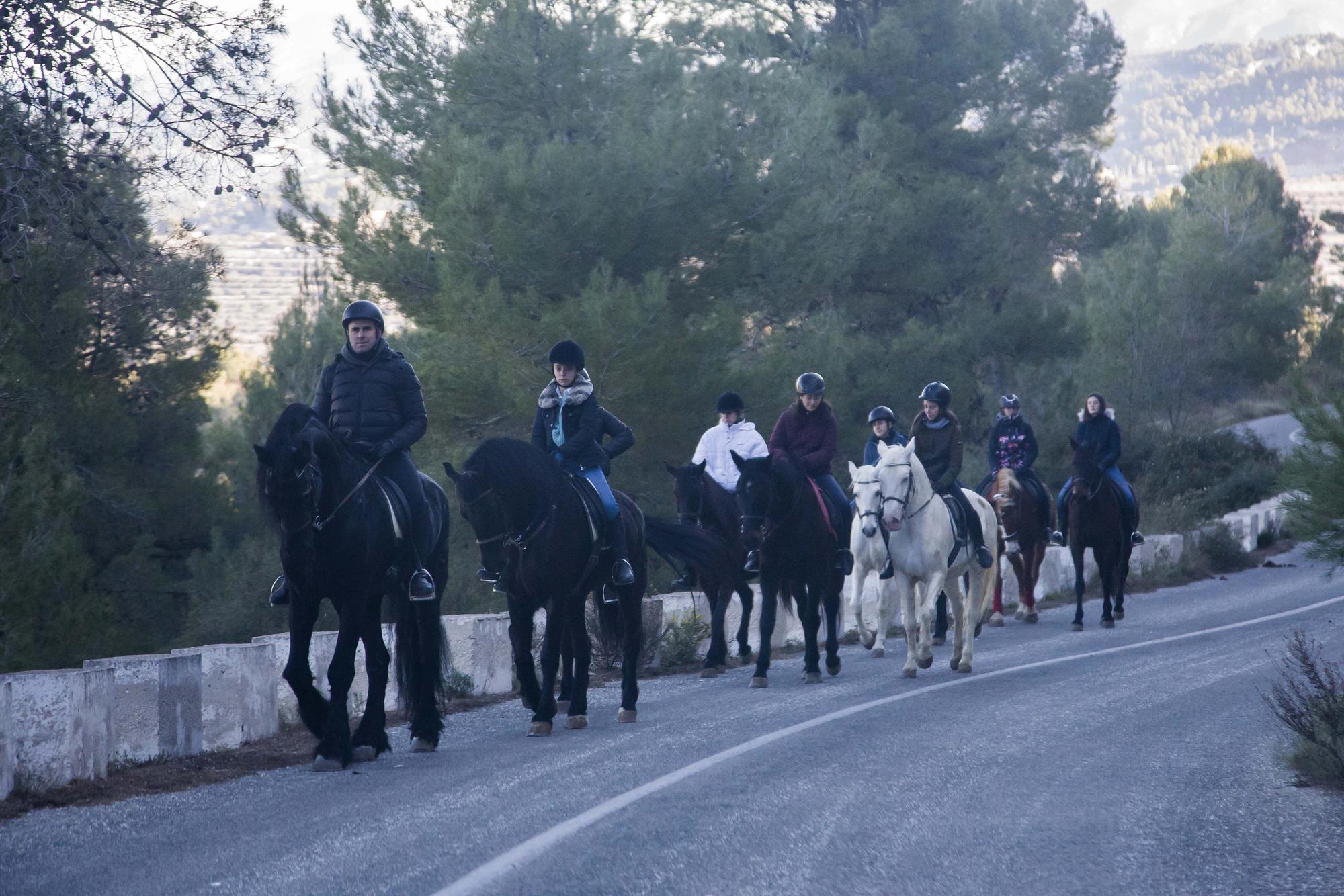 Alcoy vuelve a celebrar la Romería de Sant Antoni