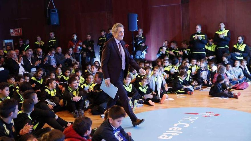 Carlos Mouriño, el día de la presentación de la ciudad deportiva en Mos. // Ricardo Grobas