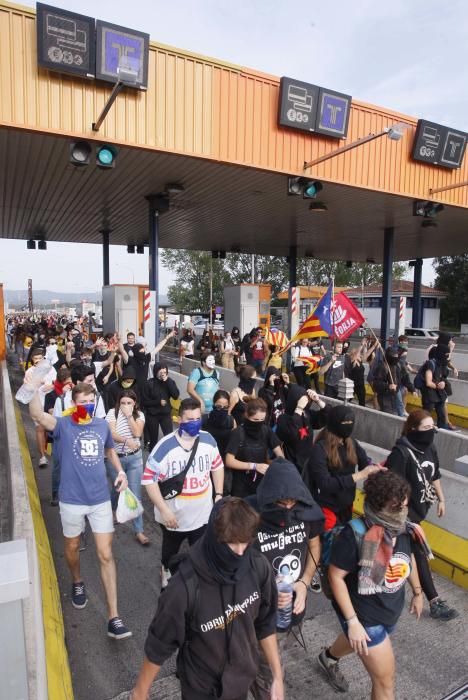 Tall de l'autopista AP-7 a Girona sud per protestar per la sentència del procés