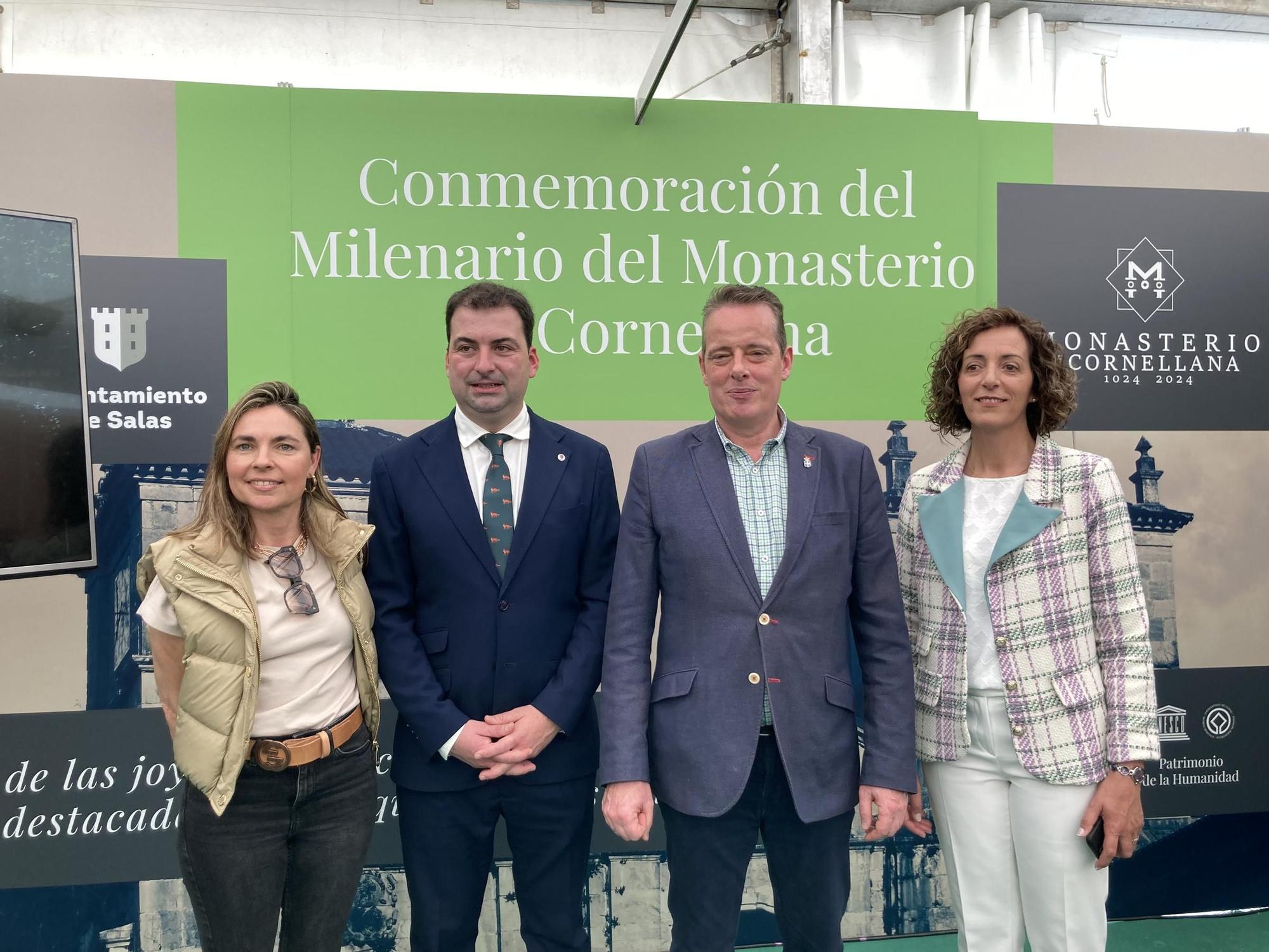 De izda a dcha: Susana González (Delegación del Gobierno), Sergio Hidalgo (alcalde de Salas), Marcelino Marcos (consejero de Medio Rural) y Geli Fernández (directora de Capenastur)