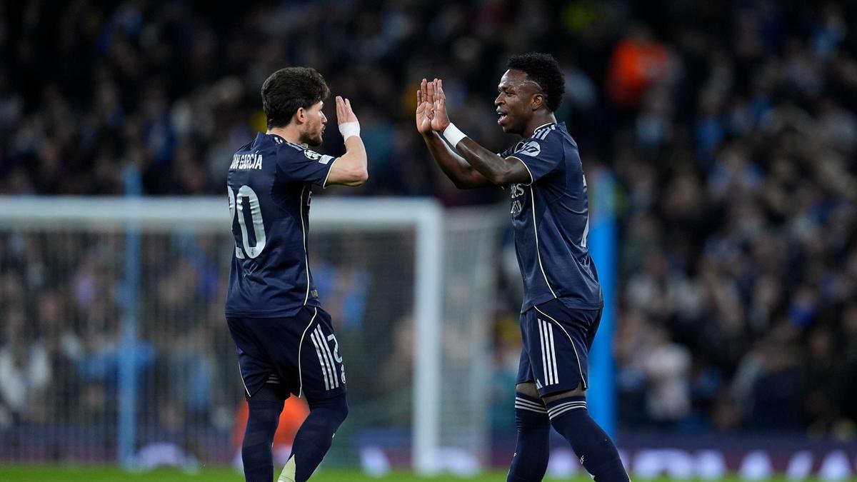 Resumen, goles y highlights del Manchester City 1 - 2  Real Madrid de la vuelta de octavos de final de la Champions