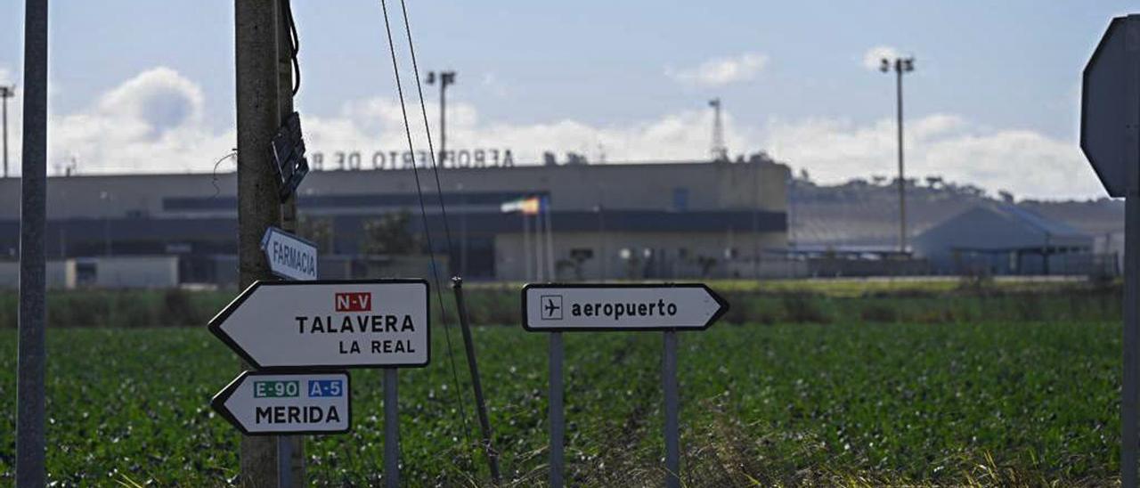 Señalización del aeropuerto de Badajoz