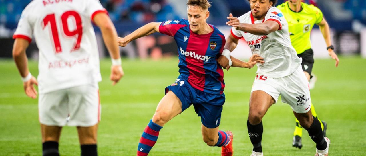 El Levante perdió 0-1 contra el Sevilla en un partido en el que mereció más