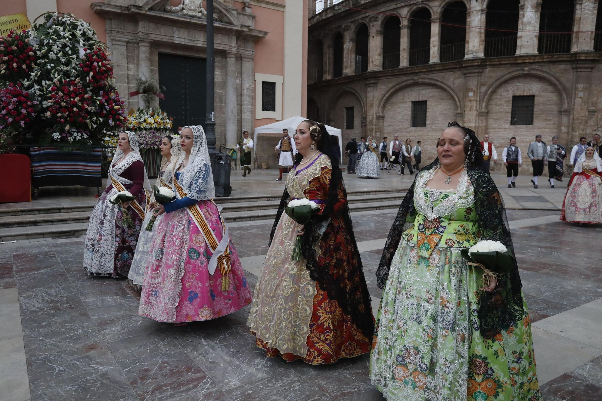 Búscate en el segundo día de ofrenda por la calle de la Paz (entre las 17:00 a las 18:00 horas)