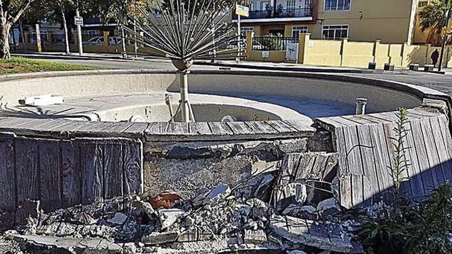 Fuente de Avenidas en la costa del Gas.