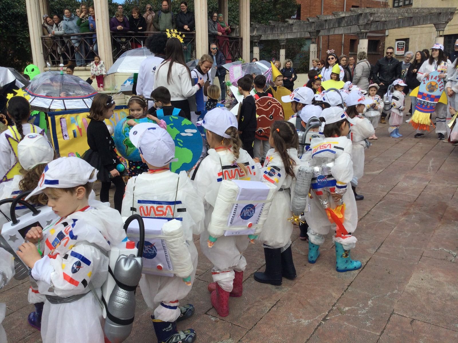 Los desfiles de Carnaval de los colegios de las Cuencas