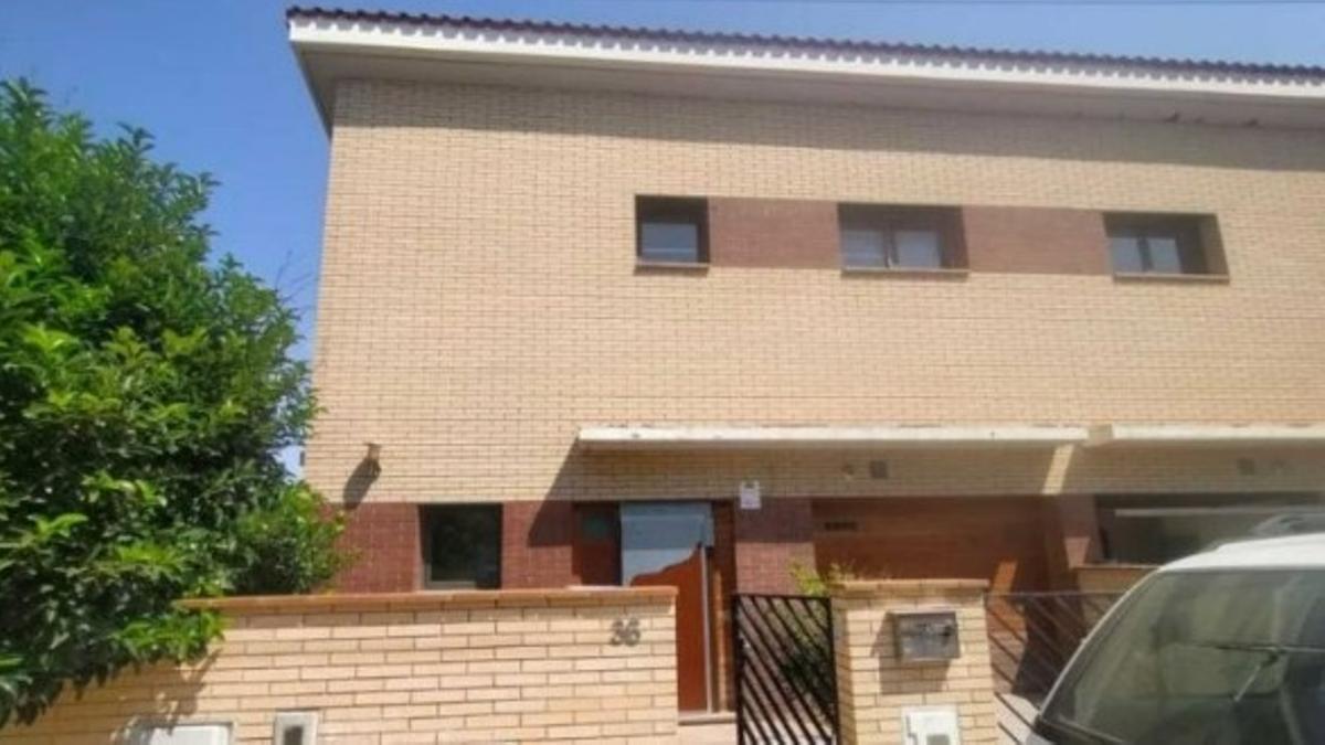 Chalet en La Pobla de Claramunt (Anoia), a la venta por 218.300 €