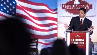 Ron DeSantis, preparado para entrar en el cuerpo a cuerpo contra Trump