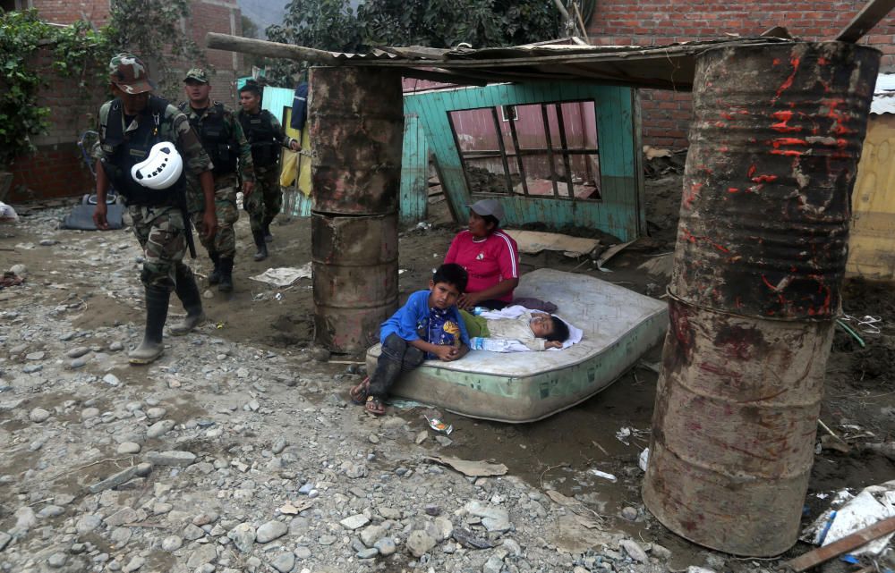 Las inundaciones dejan decenas de muertos y miles de damnificados en Perú.