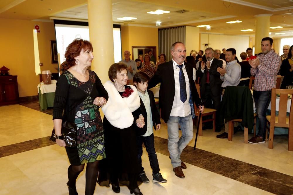 Homenaje a Ángeles Flórez Peón, Maricuela, en el centenario de su nacimiento