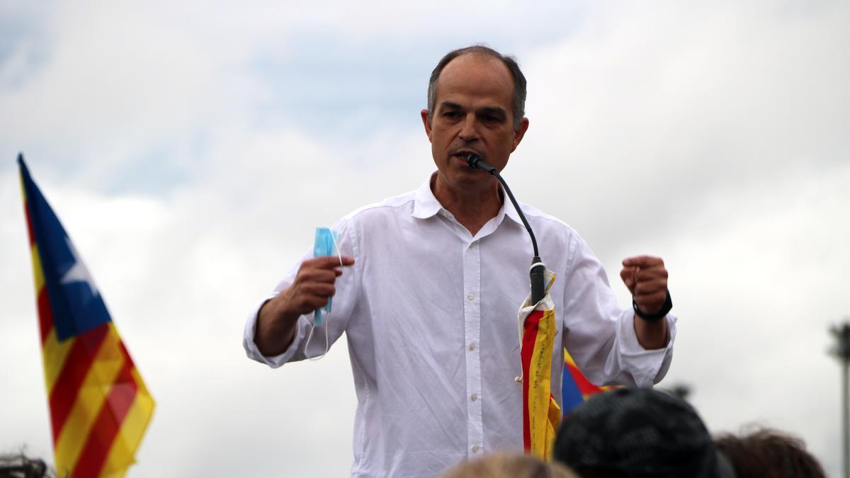 Jordi Turull durant els parlaments a les portes de Lledoners